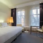 Hotel Radisson Blu Hotel, Center