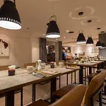 Hotel Radisson Blu Hotel, Center