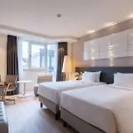 Radisson Blu Hotel, Center