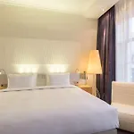 Hotel Radisson Blu Hotel, Center 4*