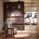 Radisson Blu Hotel, Center