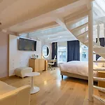 Hotel Radisson Blu Hotel, Center 4*