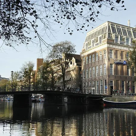 Radisson Blu Hotel, Center Hotel 4*