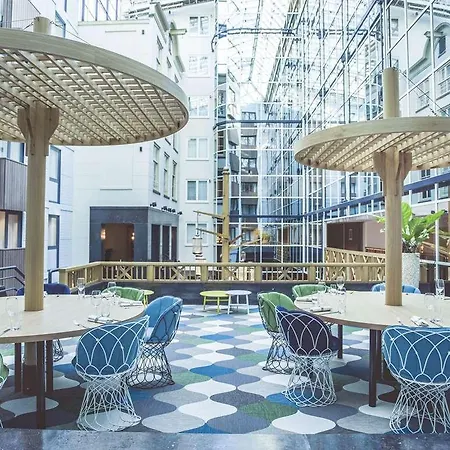 Ξενοδοχείο Radisson Blu Hotel, Center 4*