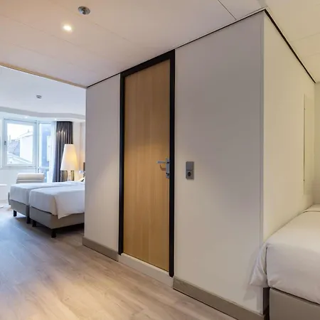 Hotel Radisson Blu Hotel, Center 4*