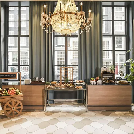 Radisson Blu Hotel, Center Hotel 4*