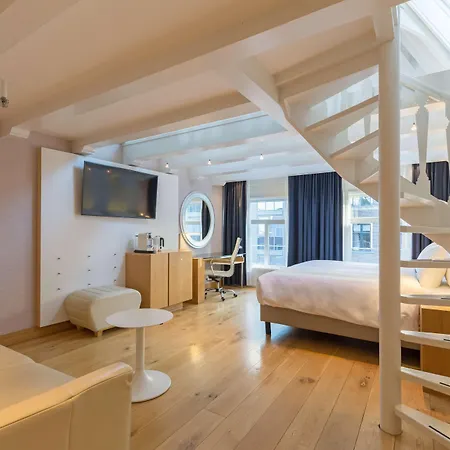 Ξενοδοχείο Radisson Blu Hotel, Center 4*