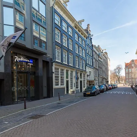 Radisson Blu Hotel, Center 4* Amszterdam