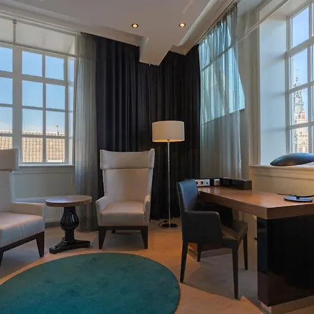 Szálloda Radisson Blu Hotel, Center 4*