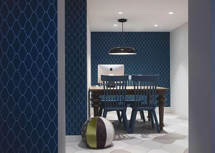 Radisson Blu Hotel, Center 4*