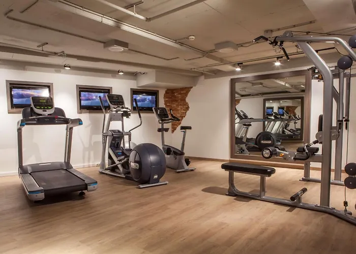 Radisson Blu Hotel, Center Hotel 4*