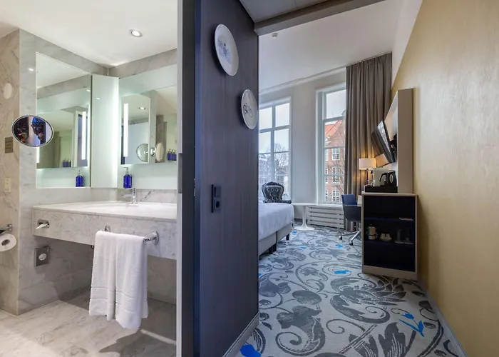 Hotel Radisson Blu Hotel, Center