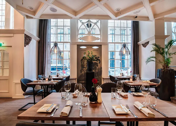 Radisson Blu Hotel, Center