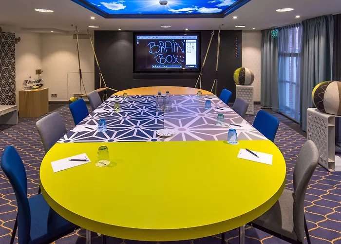 Radisson Blu Hotel, Center Hotel