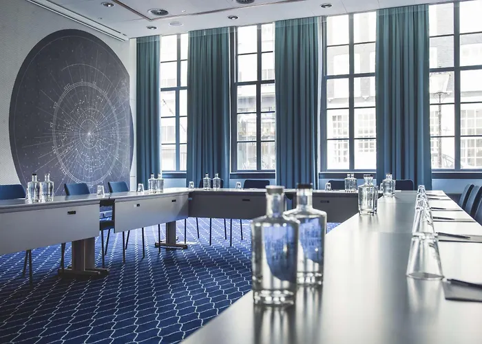 Hotel Radisson Blu Hotel, Center