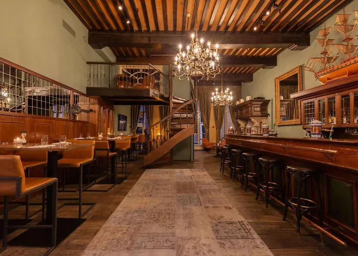 Radisson Blu Hotel, Center Hotel