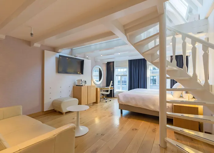 Hotel Radisson Blu Hotel, Center 4*