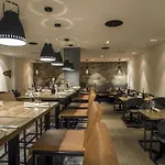 Radisson Blu Hotel, Center Hotell 4*