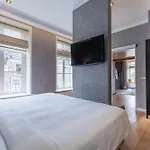 Radisson Blu Hotel, Center 4*