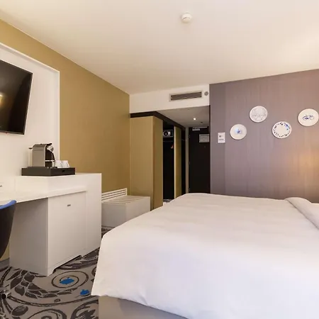 Radisson Blu Hotel, Center Hotell 4*